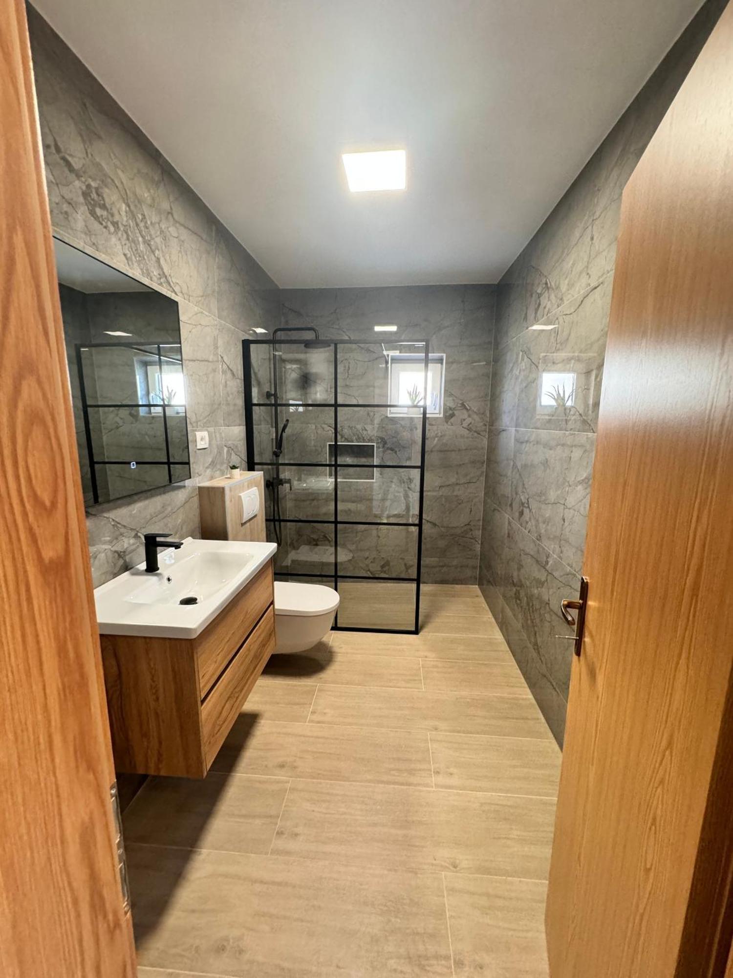 Apartments By The Sea Metajna, Pag - 6465 Phòng bức ảnh
